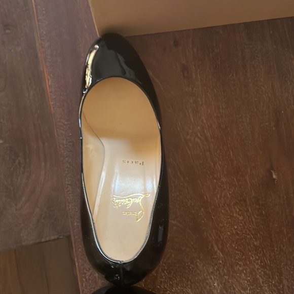 SOLD Worn Christian Louboutin Black 100 Pump - Picture 5 of 7